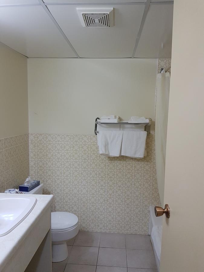 Owen Sound Inn 2*
