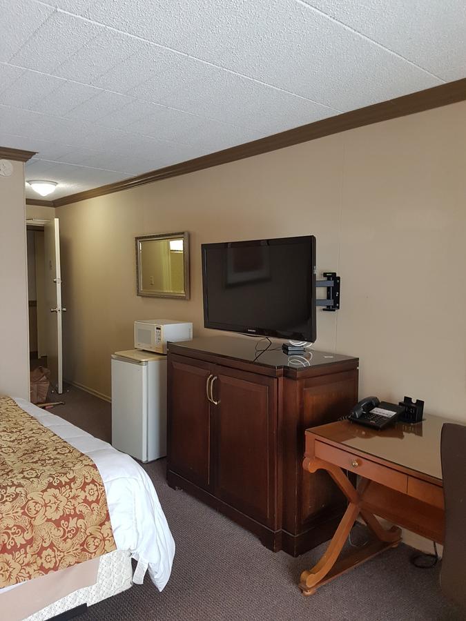 Owen Sound Inn Hotel 2*